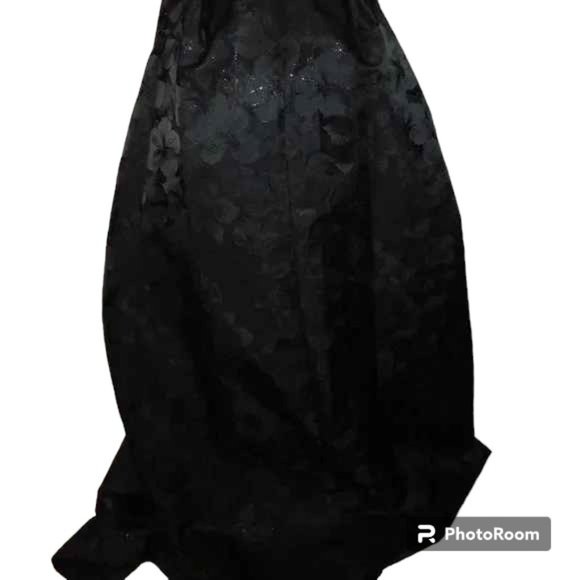 ML Monique Lhuillier Strapless Floral Jacquard Peplum Gown - Picture 10 of 16